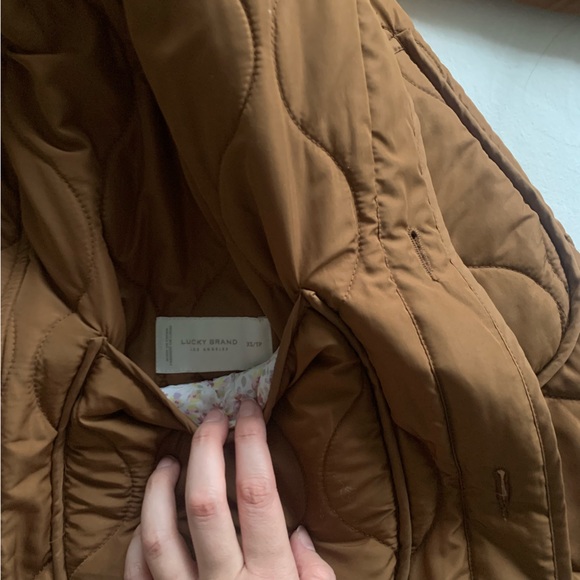 Floral Quilted Jacket (Reversible) - Picture 11 of 11